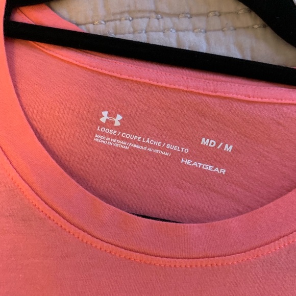 Under Armour Graphic T-Shirt - Picture 3 of 4